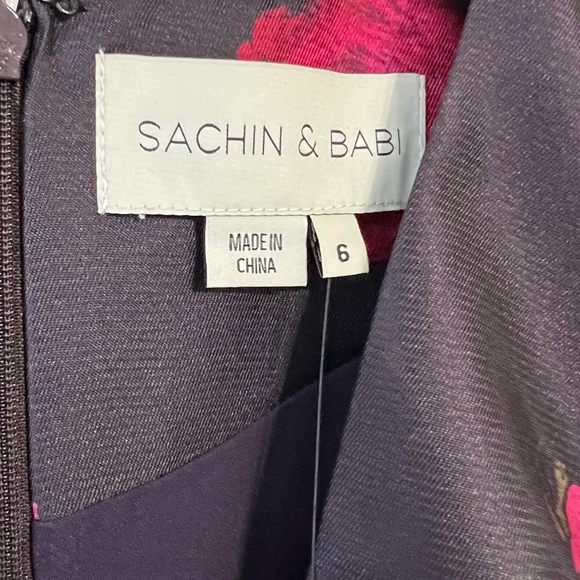 🪷NWT Sachin & Babi Rori Malbec Tea Blooms Gown - Picture 13 of 13